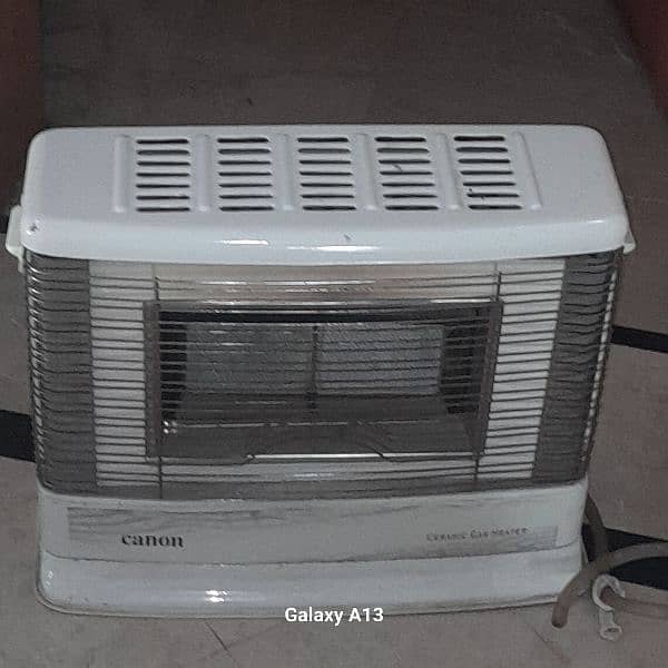 3 Gas Heaters ,all are in good condition. 1