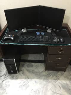 Computer/Office/counter table urgent sale