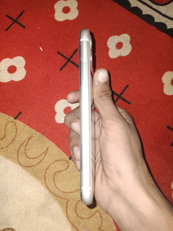 iphone 11 non pta sim locked 64GB Jv 0