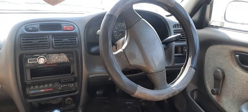 Suzuki Baleno 1999 6