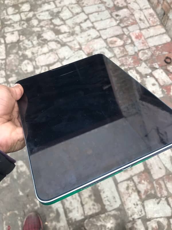 iPad M1 pro  3gn 9