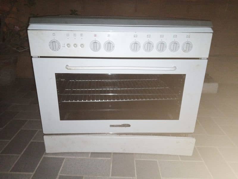 La Germania 5 burner stove 5