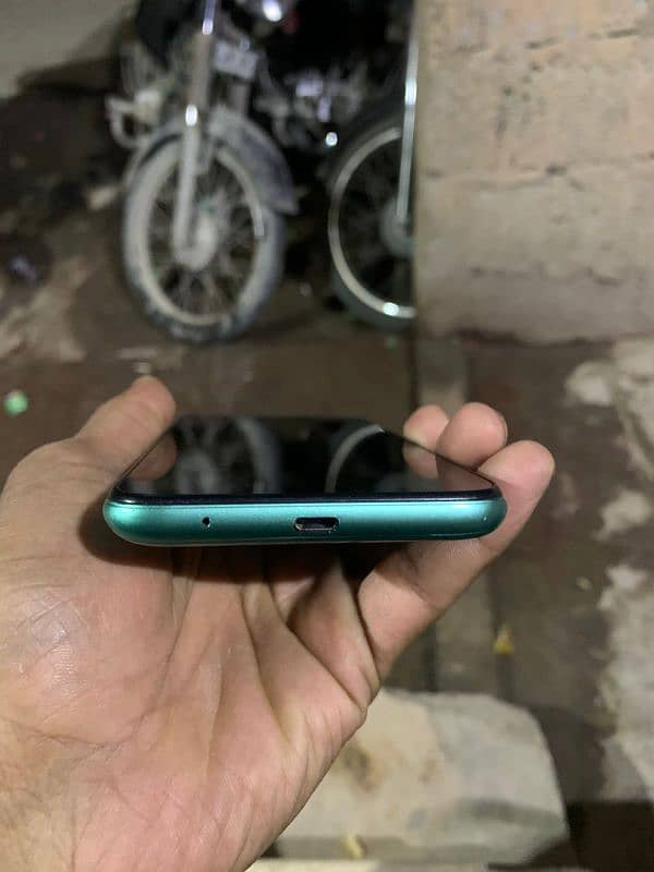 Infinix smart hd with box 4