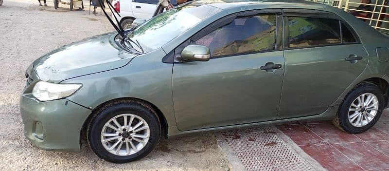 Toyota Corolla GLI 2012 5