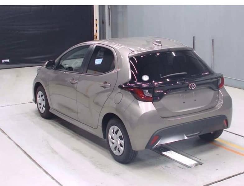 Toyota Yaris 2021 5