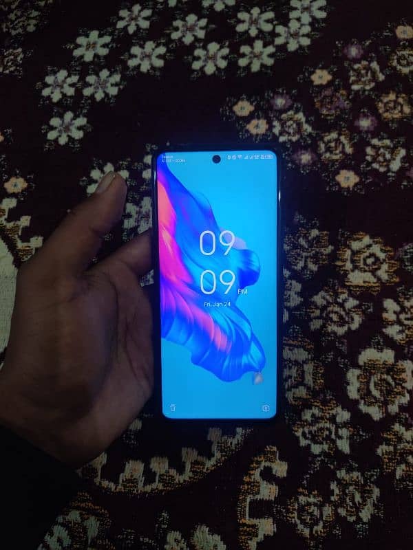 tecno camon 18t urgent sale  needed money urgently 6