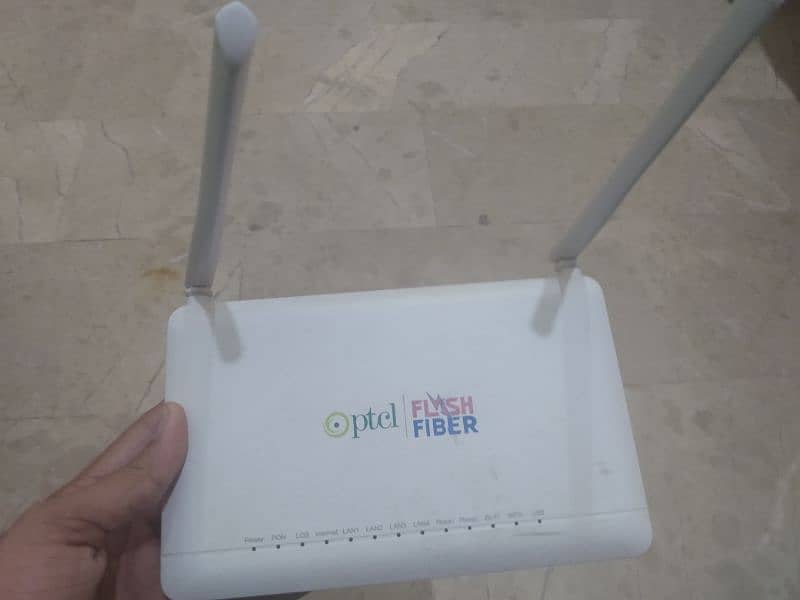 PTCL GPON internet wifi modem 1