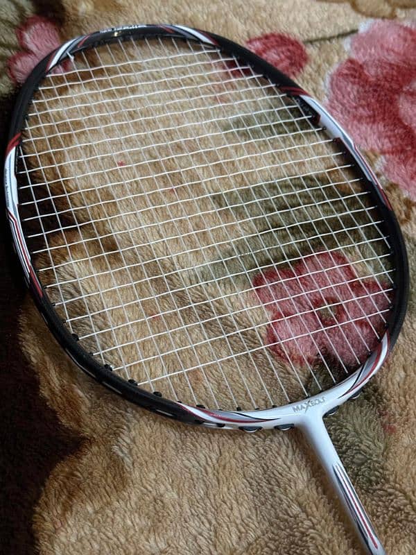 Maxxbolt Woven Tech 90 original racket 1