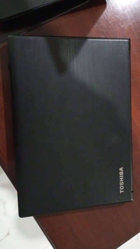 Toshiba Laptop Core i3 0