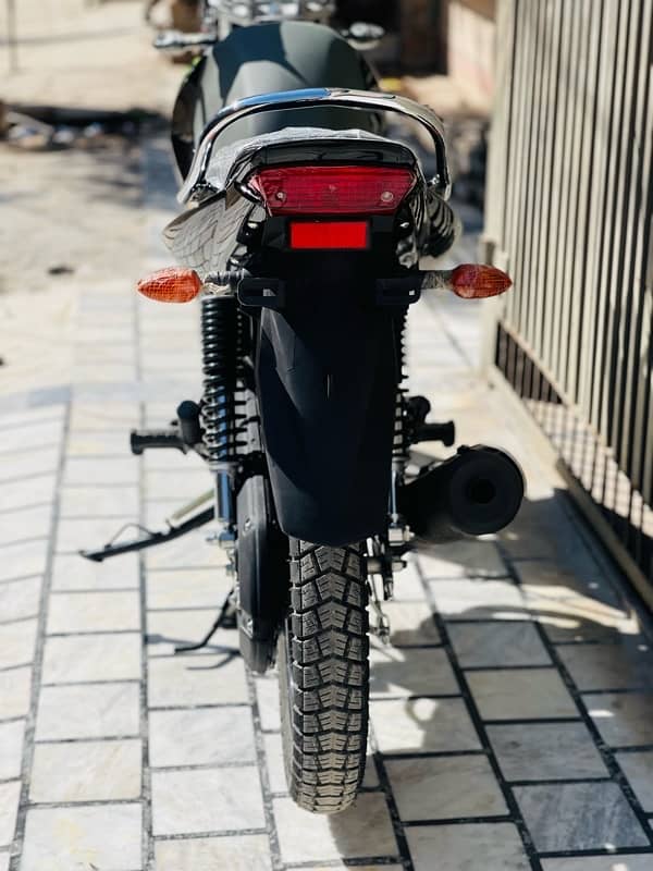 Yamaha Ybr 125G 11