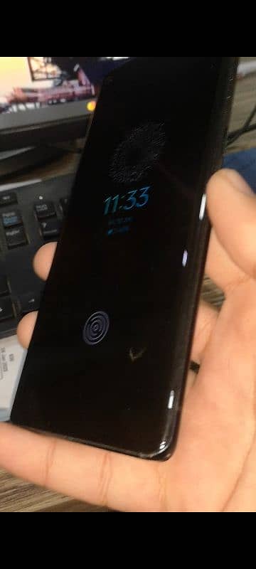 OPPO Find X3 Neo 4