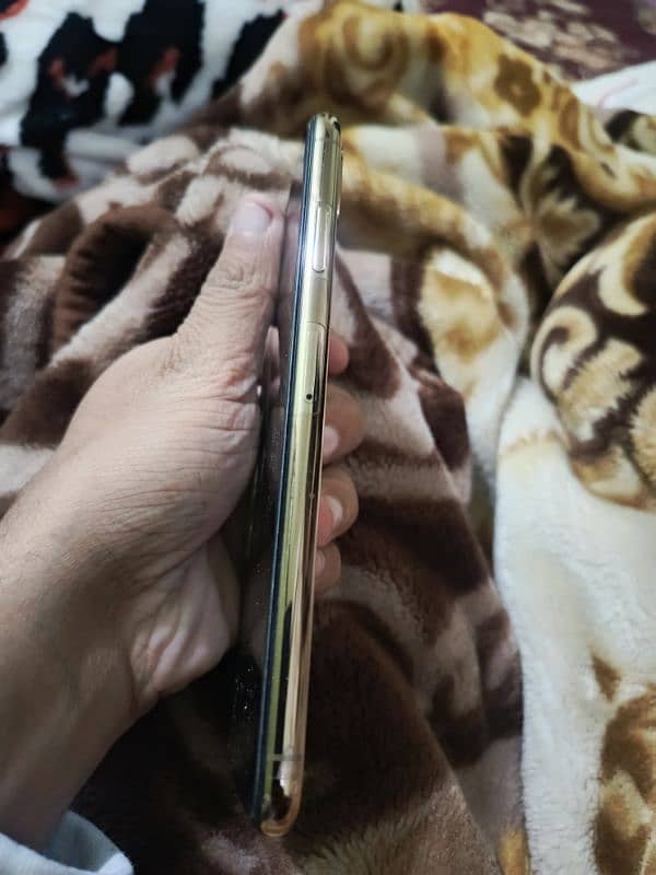 Iphone Xs Max Non PTA 1