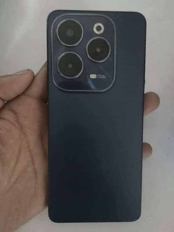 Infinix Hot 40 for sale 2