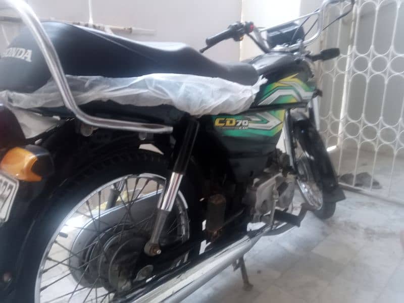 Honda CD70 in awesome condition 7