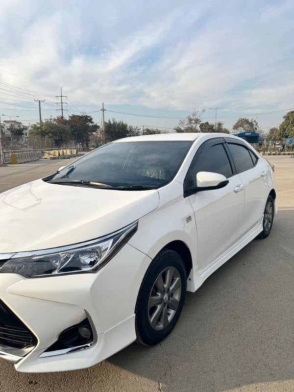 Toyota Corolla Altis 2015 2