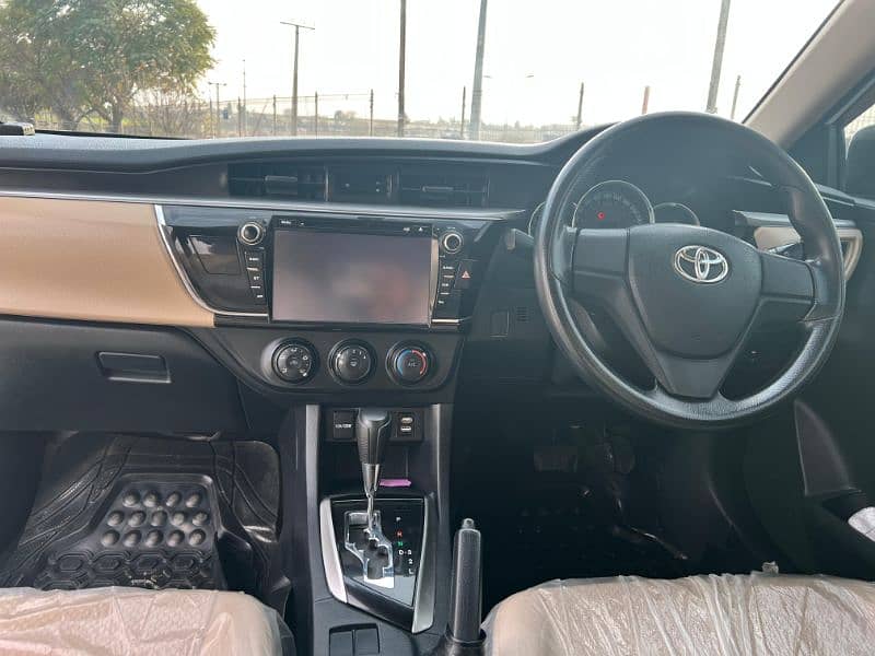 Toyota Corolla Altis 2015 6