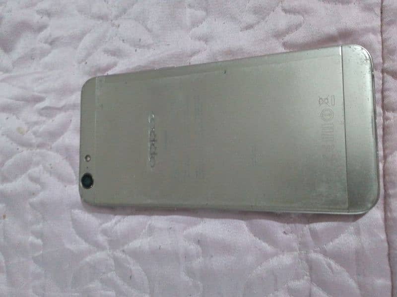 Oppo A57 with box 1