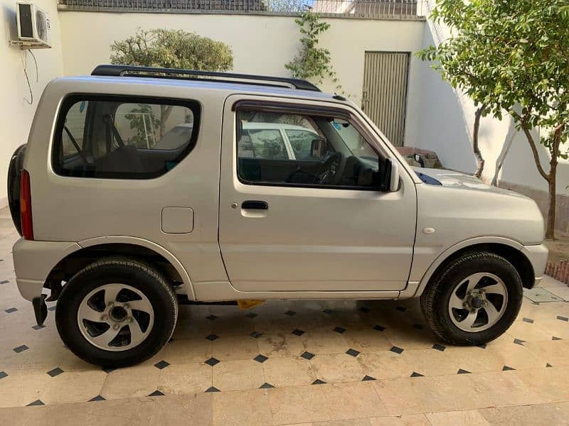 Suzuki Jimny 2013 0