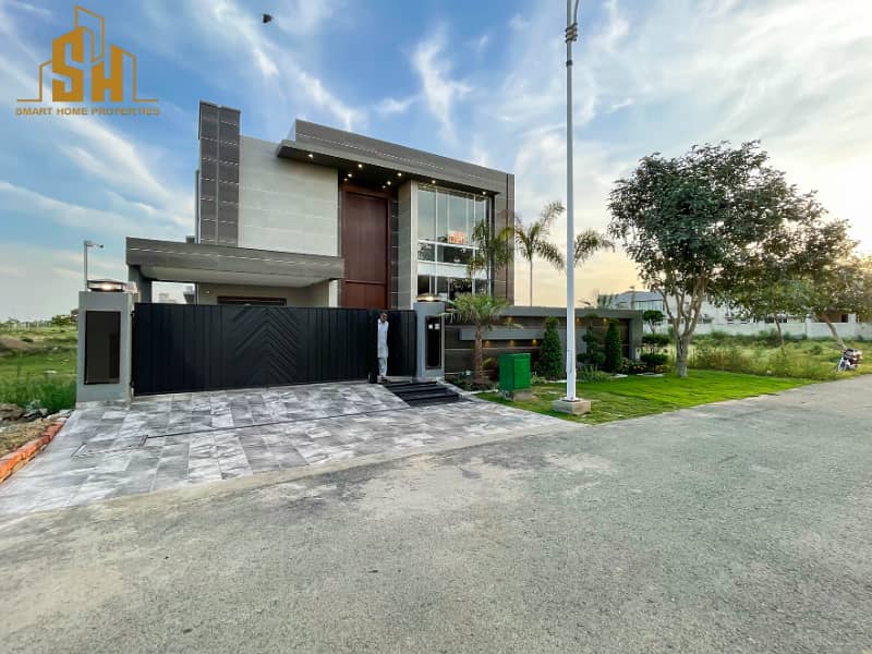 Beautiful Designed 1 Kanal Modern House For Sale In DHA Phase 7 2