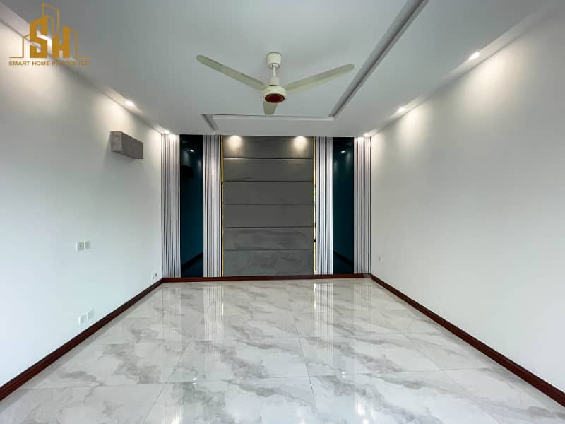 Beautiful Designed 1 Kanal Modern House For Sale In DHA Phase 7 32