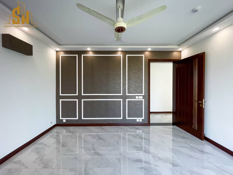 Beautiful Designed 1 Kanal Modern House For Sale In DHA Phase 7 35