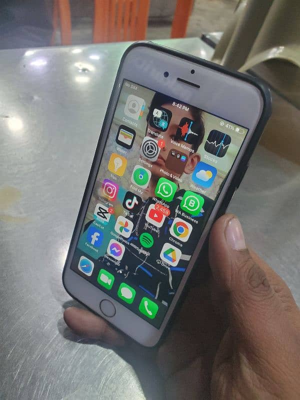 iphone 6s 64GB non pta exchange possible 1