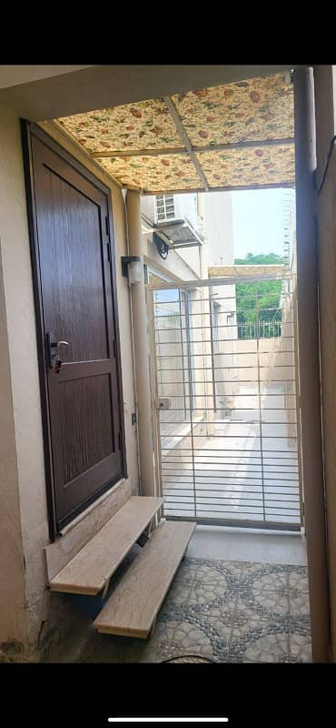 10 Marla Beautiful Upper Portion Available For Rent 1