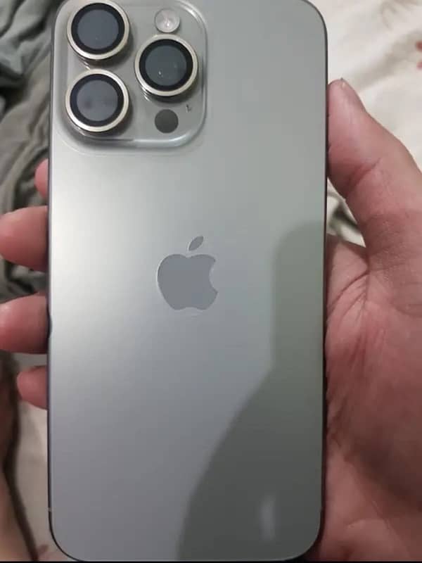 iphone 15 pro max (256gb) 0