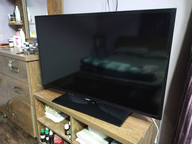 Samsung Series 5 5000 Full HD LED TV 40" 1