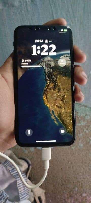 iPhone x 64 gb bypass 10/8 back miner sa crack ha 0