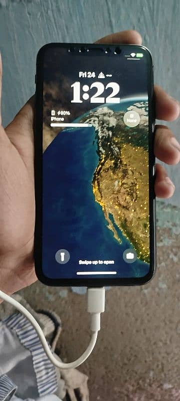 iPhone x 64 gb bypass 10/8 back miner sa crack ha 1