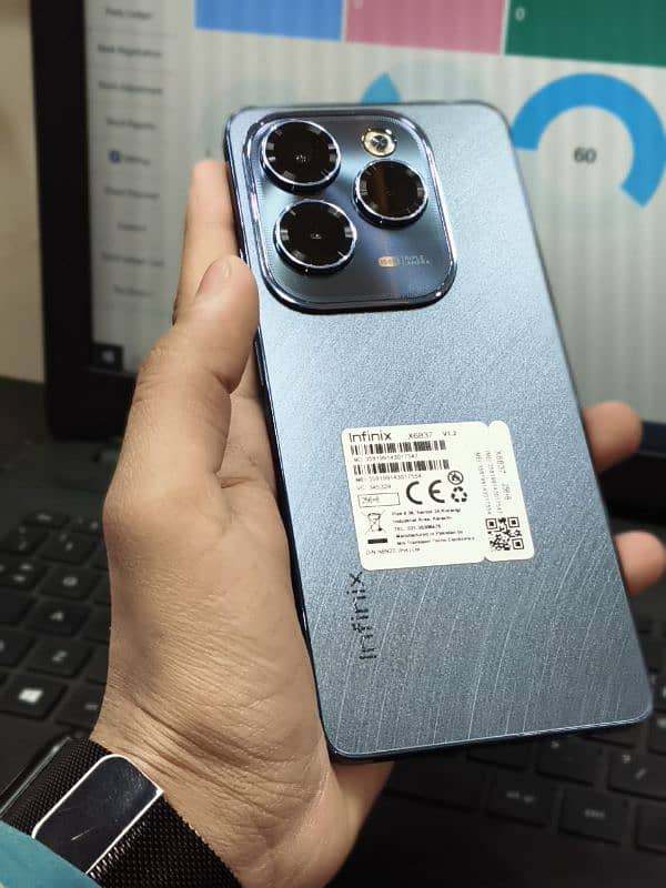 Infinix Hot 40 Pro 1