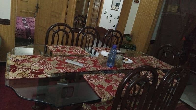 Dinning table with 6 chairs 5