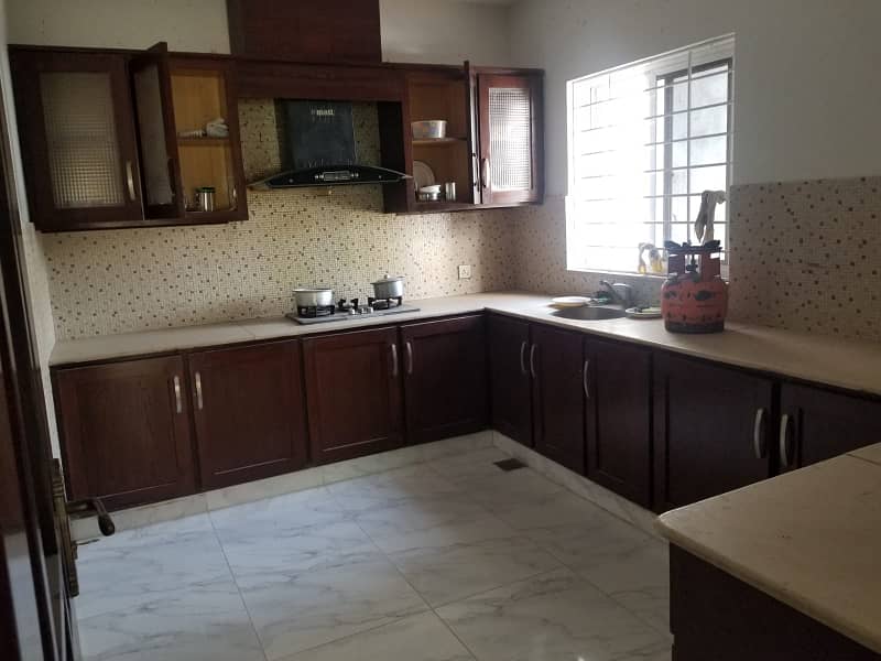 HOUSE AVAILABLE FOR RENT IN BANIGALA 5