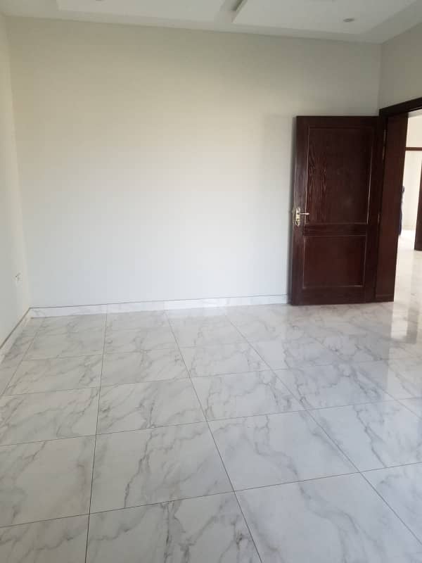 HOUSE AVAILABLE FOR RENT IN BANIGALA 12