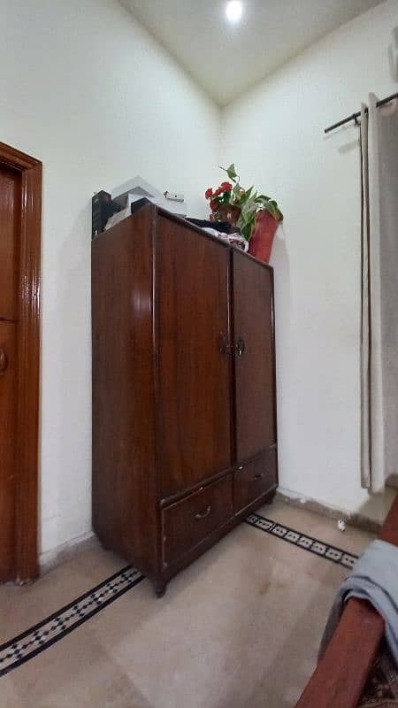 wooden wardrobe 0