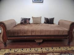 sofa combed