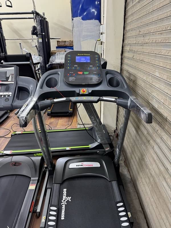 Treadmil Royal Fitness Canada 1