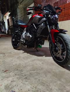 yamaha mt07