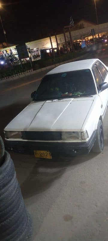 Nissan Sunny 1992 3