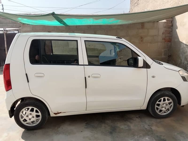 Suzuki Wagon R 2018 5