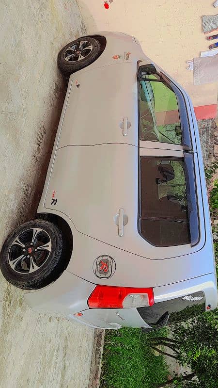 Suzuki Wagon R 2015 10