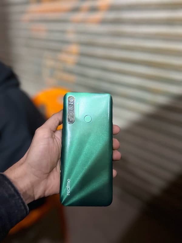 Realme 5i 0