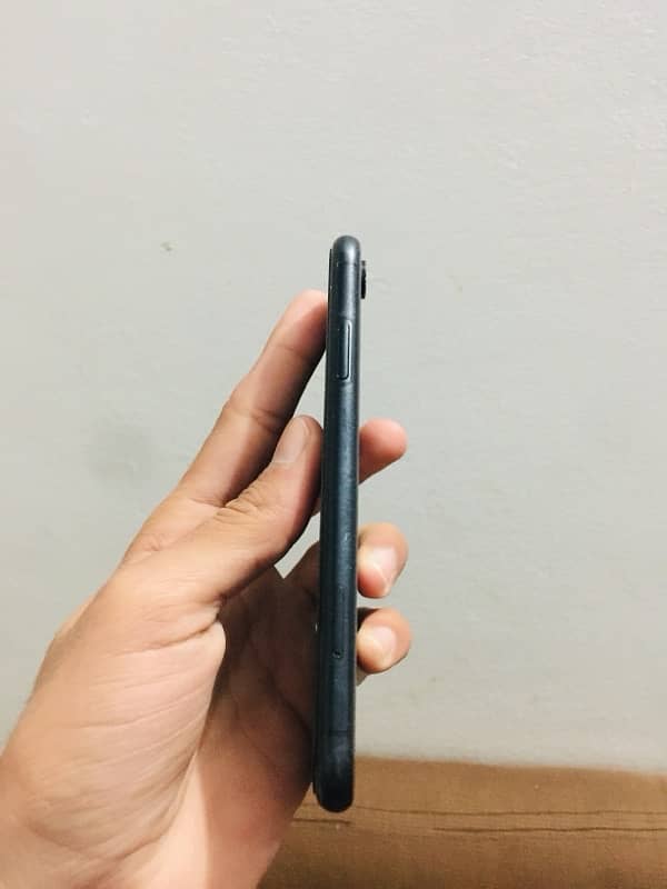 iPhone xr 64gb waterpack jv 7