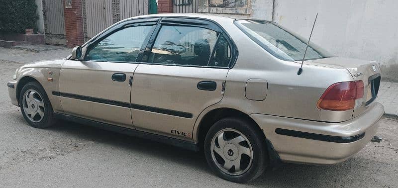 Honda Civic VTi prosmetic auto own engine model 1997 12