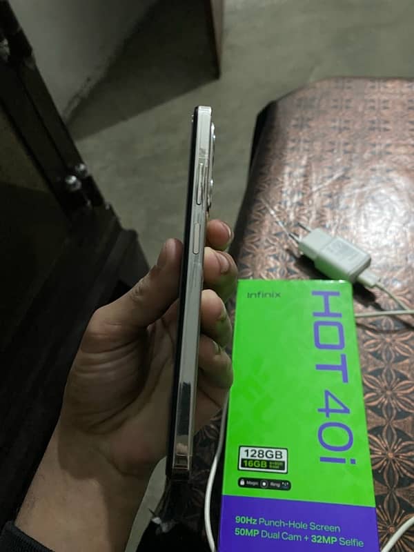 infinix hot 40i 4