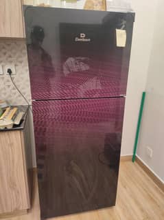 Dawlence full size refrigerator in mint condition