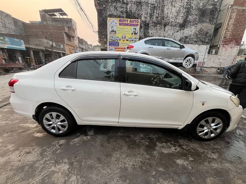 Toyota Belta 2012 5