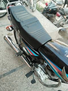 Honda 125 CG for saleCall my WhatsApp number 03258872259