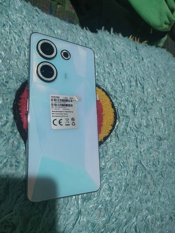 tecno camon 20 8+256 3